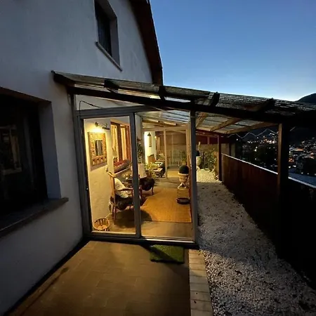 Casa O Xalet A Pie Del Funicamp - Villa *